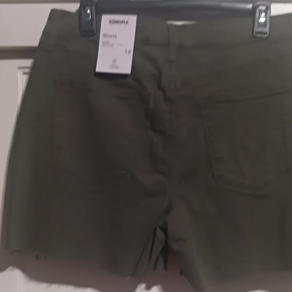 NWT Sonoma Women Dark Gray Shorts - Picture 4 of 6